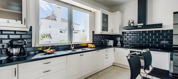 5 Schlafzimmer Haus in Estepona, Spain, Nr. 31219 43