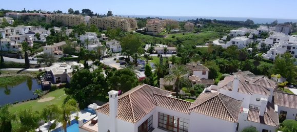 5 Schlafzimmer Haus in Estepona, Spain, Nr. 31219 24
