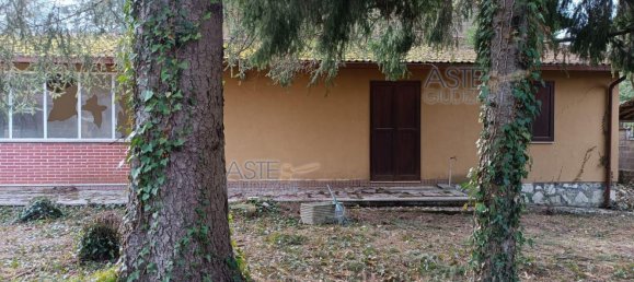 9 rooms Apartment in Rocca di Botte, Italy No. 258964 11