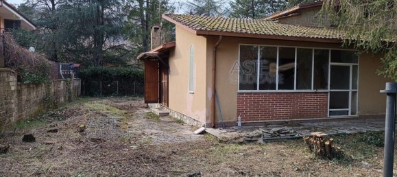 9 rooms Apartment in Rocca di Botte, Italy No. 258964 8