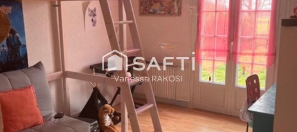 4 bedrooms House in Blanzac-les-Matha, France No. 96629 8