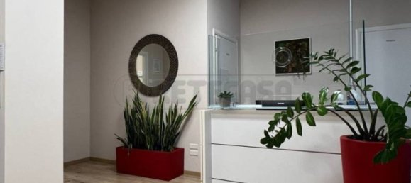 Escritório de 5 divisões em Montecchio Maggiore, Italy N.º 374595 7