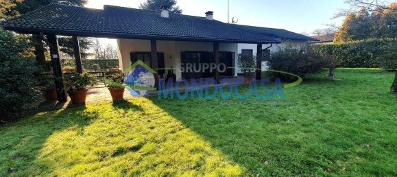 12غرفة فيلا في Carimate, Italy رقم 196586 33