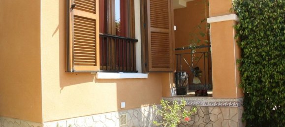 3 غرف نوم تاون هاوس في Alicante, Spain رقم 185137 8