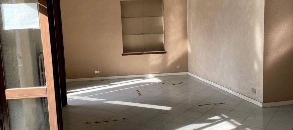 3 rooms Apartment in Saluggia, Italy No. 124281 3
