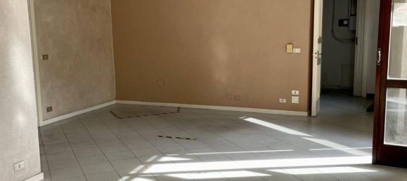 3 rooms Apartment in Saluggia, Italy No. 124281 5