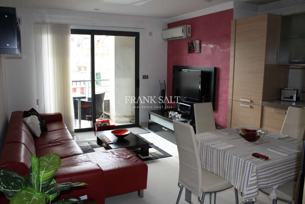 Apartamento T2 em Saint Julian's, Malta N.º 3750