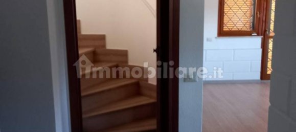 4 bedrooms Villa in Rome, Italy No. 146712 9
