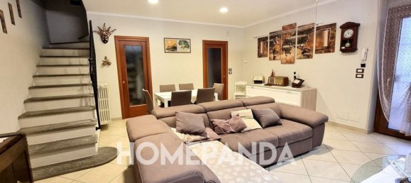 4 bedrooms Villa in Moncalieri, Italy No. 339874 8