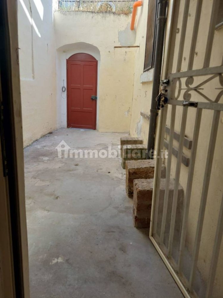 3 bedrooms Apartment in Foggia, Italy No. 398673