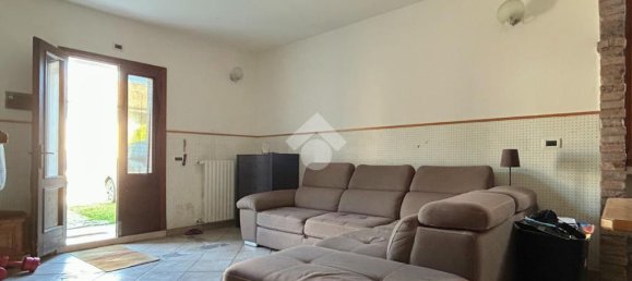 5 bedrooms House in Molinella, Italy No. 297404 3