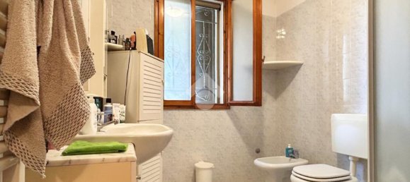 5 bedrooms House in Molinella, Italy No. 297404 7