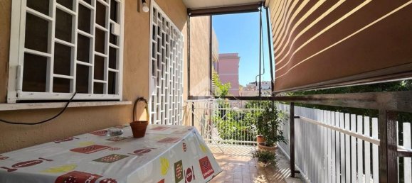 Apartamento de 2 divisões em Monterotondo, Italy N.º 273789 21