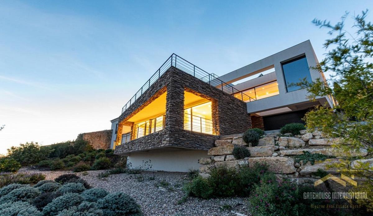 4 bedrooms Villa in Loule, Portugal No. 7778