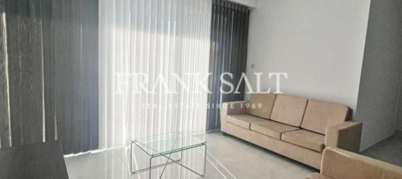3 غرف نوم طابقين في Attard, Malta رقم 4822 5