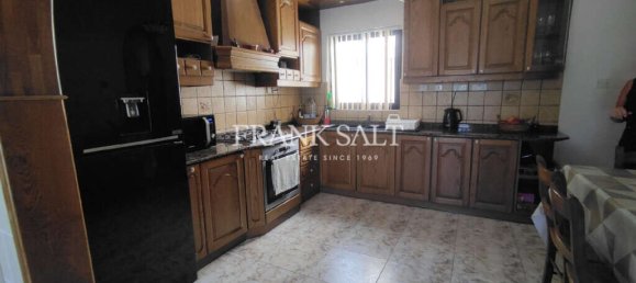 Apartamento de 3 dormitorios en Mqabba, Malta No. 2331 3