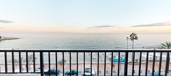 Apartamento de 2 dormitorios en Fuengirola, Spain No. 152181 2