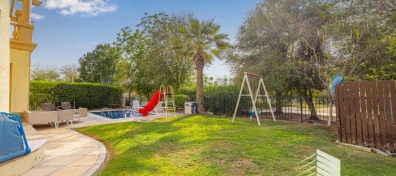 4 Schlafzimmer Villa in Jumeirah Islands, UAE, Nr. 8679 2