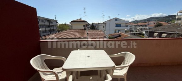 Квартира с 2 спальнями в Альба Адриатика, Италия № 10023 20