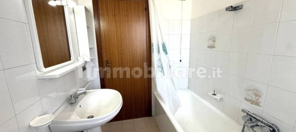 Квартира с 2 спальнями в Альба Адриатика, Италия № 10023 6