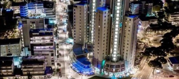 3 rooms Apartment in Jesolo, Italy No. 117880 11