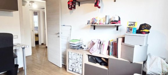 3 Schlafzimmer Wohnung in Peschiera Borromeo, Italy, Nr. 305665 16