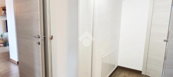 3 Schlafzimmer Wohnung in Peschiera Borromeo, Italy, Nr. 305665 13