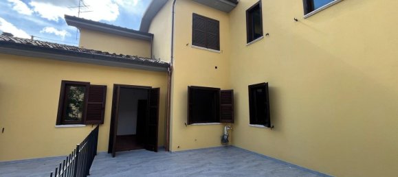 3 chambres Maison à Castiglion Fiorentino, Italy No. 374637 15