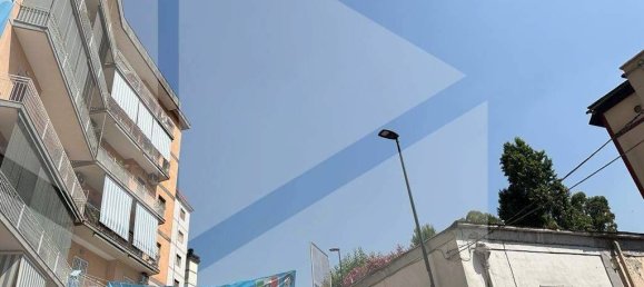 1-Zimmer Garage in Naples, Italy, Nr. 26556 6