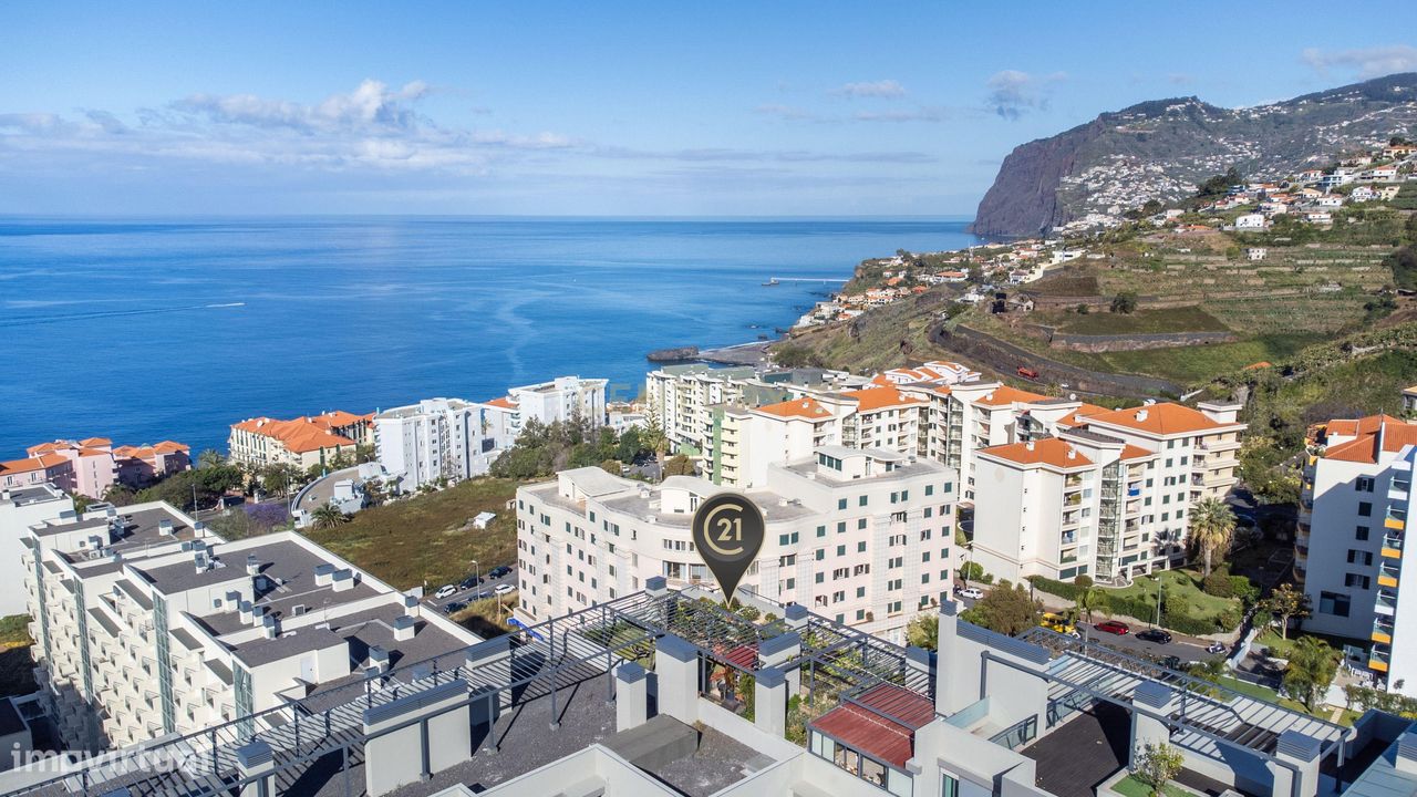 3 bedrooms Penthouse in Funchal, Portugal No. 295063