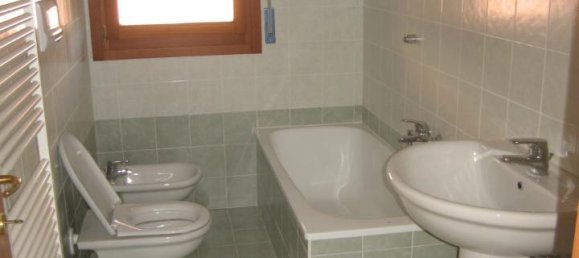 4 rooms Penthouse in Padua, Italy No. 62010 11