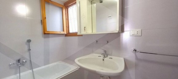 3 rooms Apartment in Rodi Garganico, Italy No. 22504 12