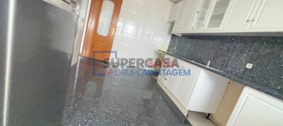 4 bedrooms Apartment in Vila Nova de Gaia, Portugal No. 349457 10