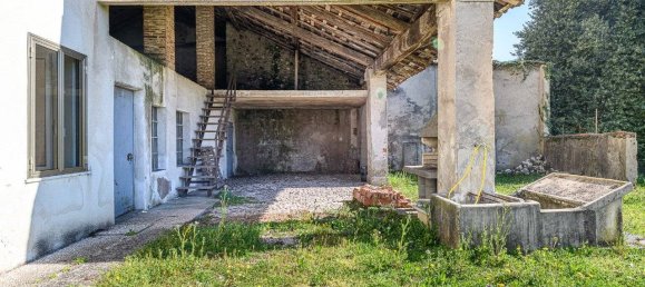 Studio in Santorso, Italy No. 307982 2