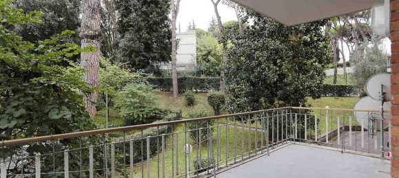 7 bedrooms Apartment in Rome, Italy No. 377559 27