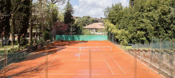 7 bedrooms Apartment in Rome, Italy No. 377559 9