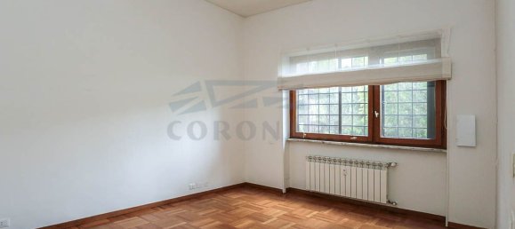 7 bedrooms Apartment in Rome, Italy No. 377559 25