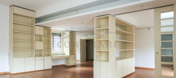 7 bedrooms Apartment in Rome, Italy No. 377559 17