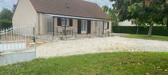 Casa de 4 dormitorios en Gien, France No. 62823 2