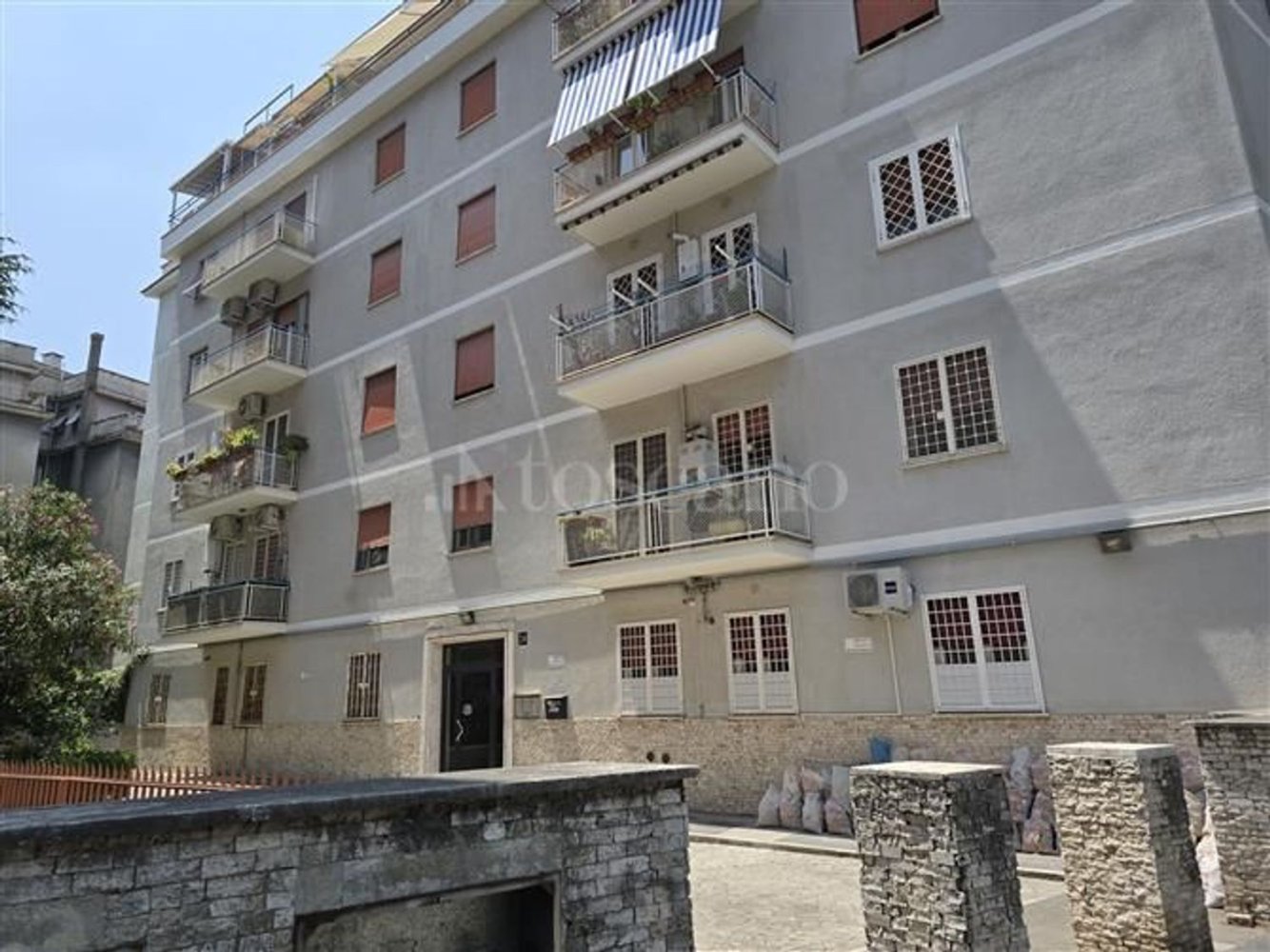 3 bedrooms Apartment in Rome, Italy No. 314262