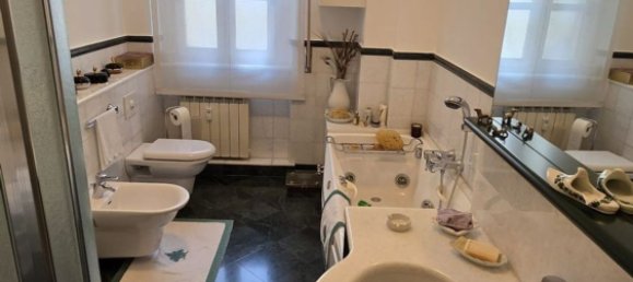 3 bedrooms Apartment in Milan, Italy No. 362645 21