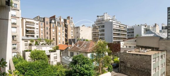 3 bedrooms Apartment in Paris, France No. 173484 8