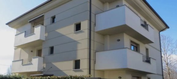 2 rooms Apartment in Desio, Italy No. 7676 11