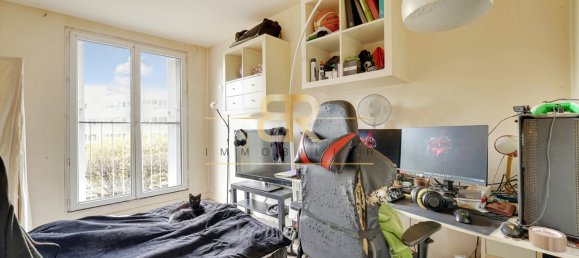 3 bedrooms Apartment in Asnieres-sur-Seine, France No. 169986 11