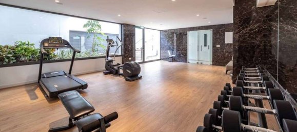 3 bedrooms Apartment in Limassol, Cyprus No. 1580 10