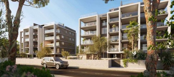 3 bedrooms Apartment in Limassol, Cyprus No. 1580 7