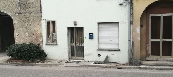 3-salle Maison à Thiene, Italy No. 299514 2