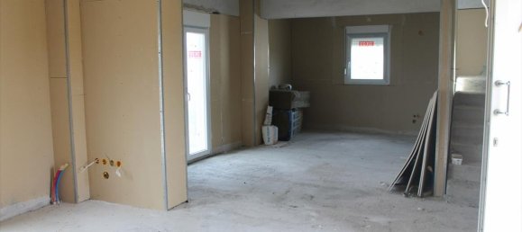 5 Schlafzimmer Gewerbliche Immobilie in Thermi, Greece, Nr. 5703 9