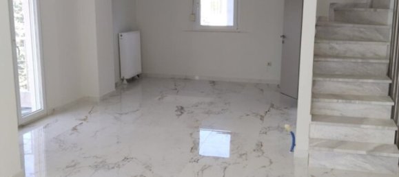 5 Schlafzimmer Gewerbliche Immobilien in Thermi, Greece, Nr. 5703 11