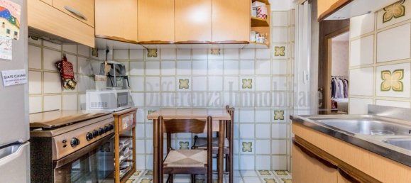 2 bedrooms Apartment in Rome, Italy No. 291377 8